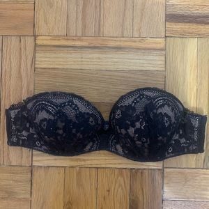 Victoria’s Secret padded strapless 32A